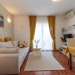 Tonina Apartamento Trogir