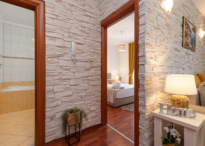 Tonina Apartment