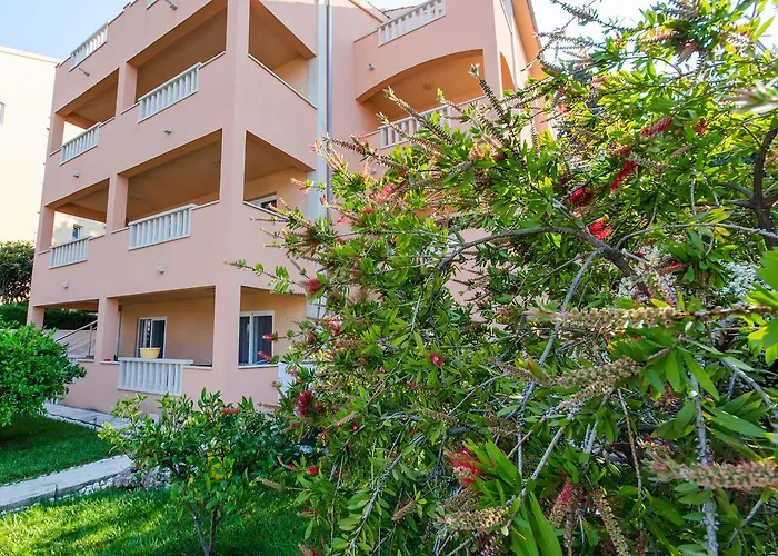 Tonina Apartment