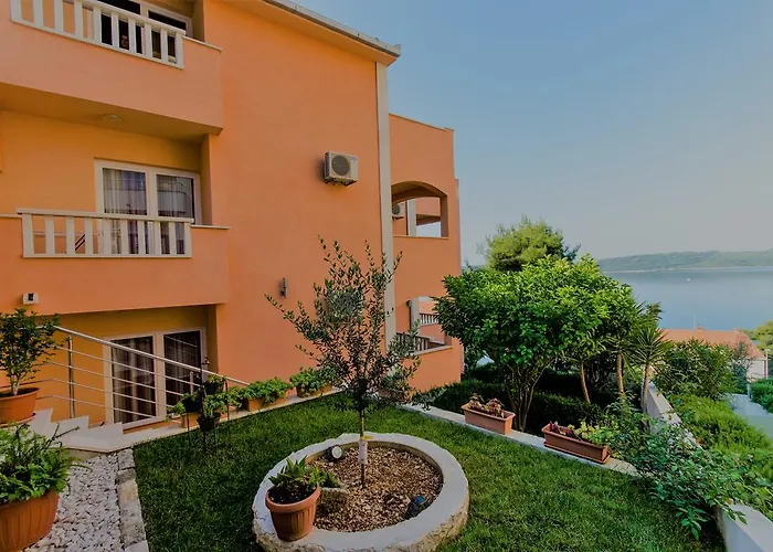 Tonina Apartman Trogir